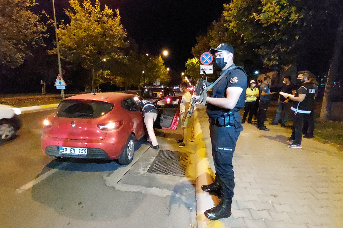 Tekirdağ’da bin polisle huzur uygulaması: 11 ilçenin giriş ve çıkışları mercek altında
